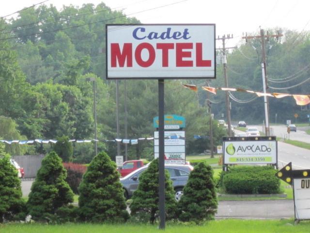 Cadet Motel Корнволл-он-Гадсон Екстер'єр фото